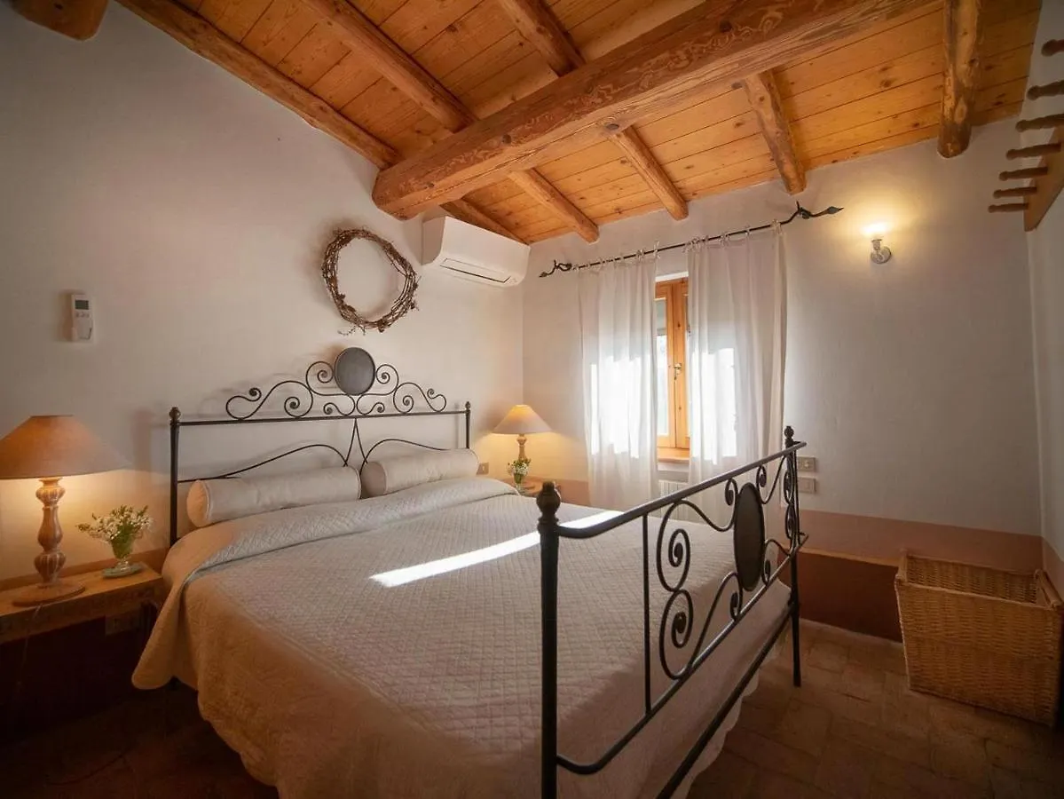 Podere le Mezzelune Bibbona 0*,  Italien